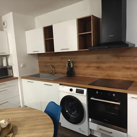 F2 Cosy Avec Jardin *